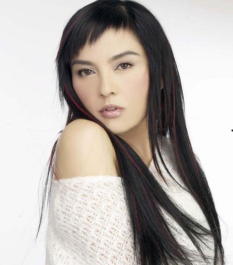 千百惠年轻时的照片,千百惠年轻时的风采瞬间