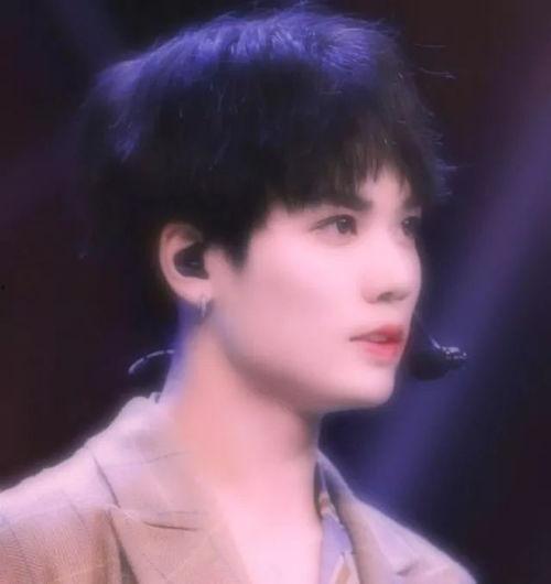 林彦俊以前照片