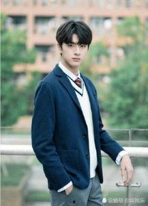 林一出道之前的照片,从青涩少年到璀璨明星的蜕变之路