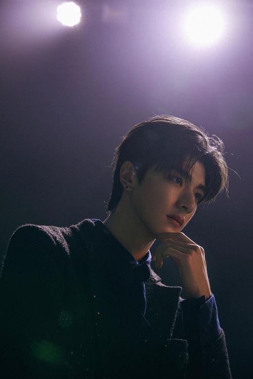 林一出道之前的照片,从青涩少年到璀璨明星的蜕变之路